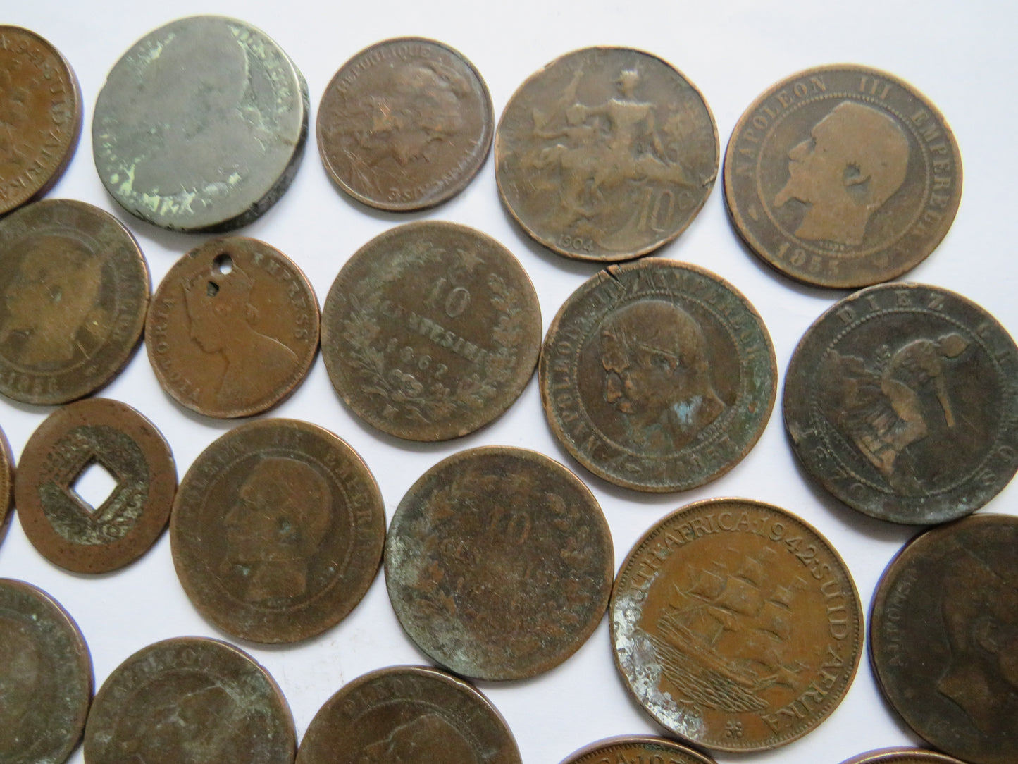 Small Lot of Old World Coins, France, Australia etc