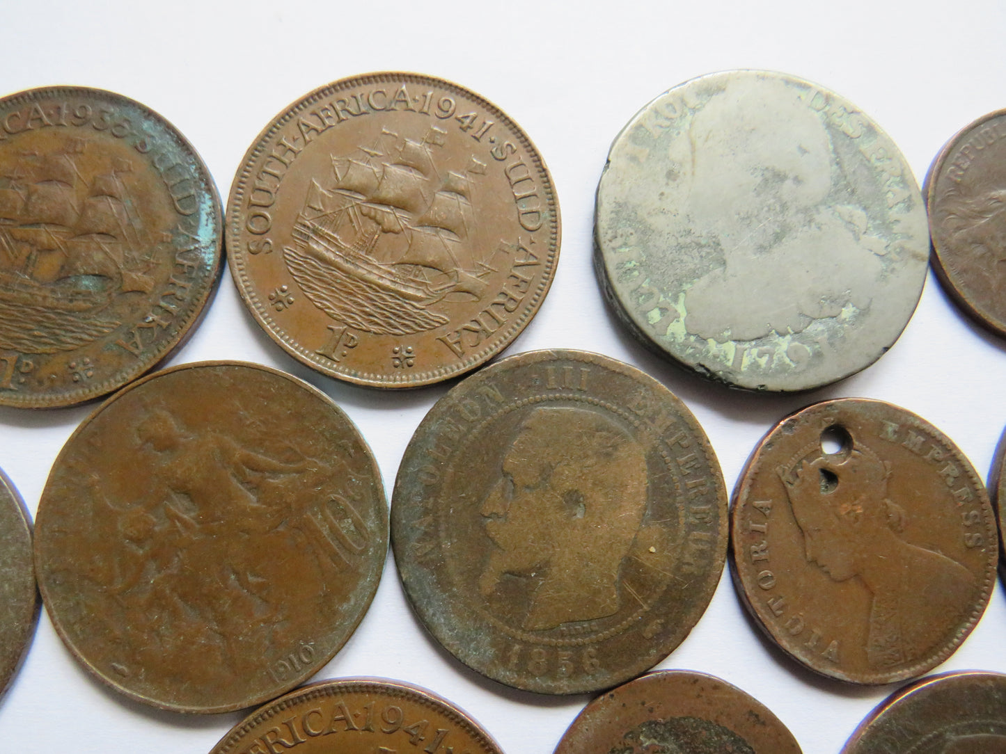 Small Lot of Old World Coins, France, Australia etc
