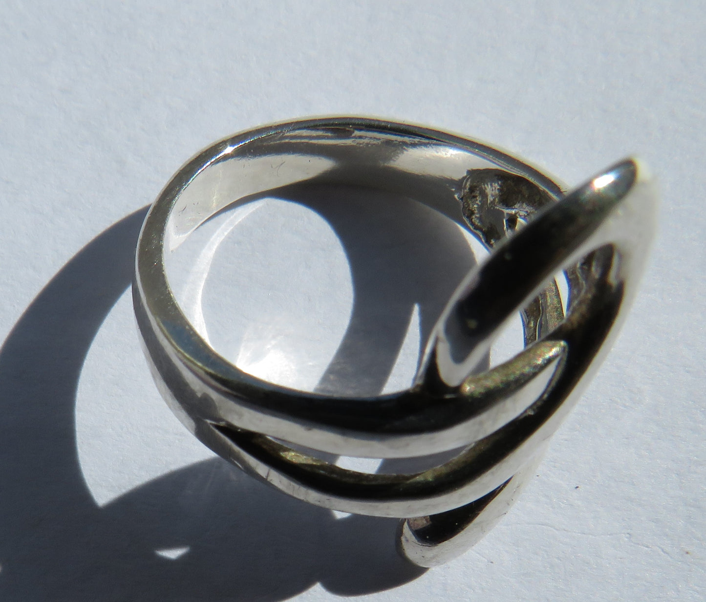 Stylish Ladies Sterling Silver Ring - UK Size K & 1/2