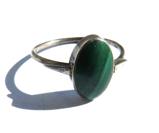Vintage Ladies Sterling Silver & Malachite Stone Ring - UK Size O & 1/2