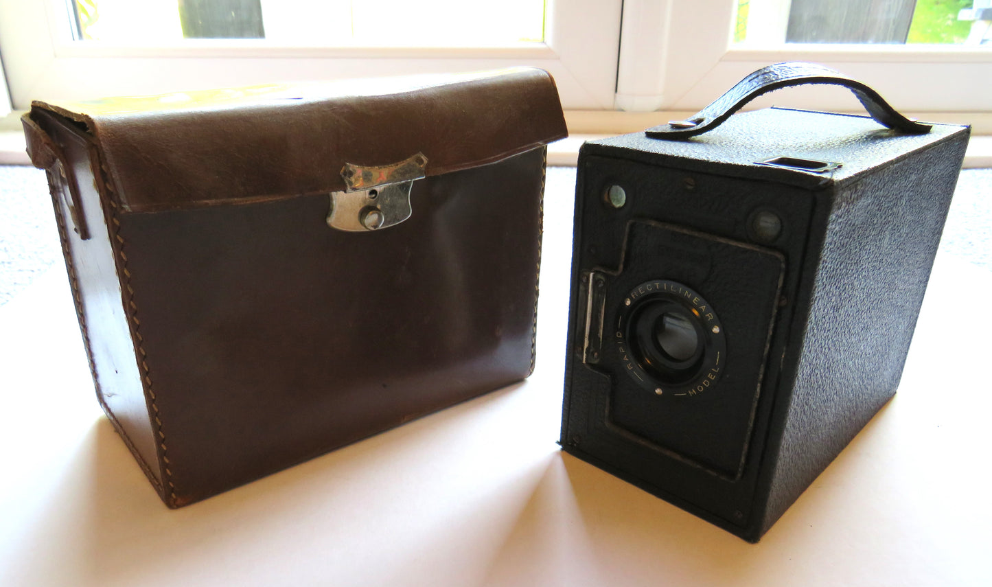 Box Ensign 2 1/4B Rapid Recliner Vintage Box Camera