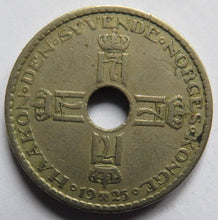 Load image into Gallery viewer, 1925 Norway One Krone Coin
