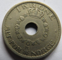 Load image into Gallery viewer, 1927 Norway One Krone Coin
