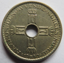 Load image into Gallery viewer, 1950 Norway One Krone Coin
