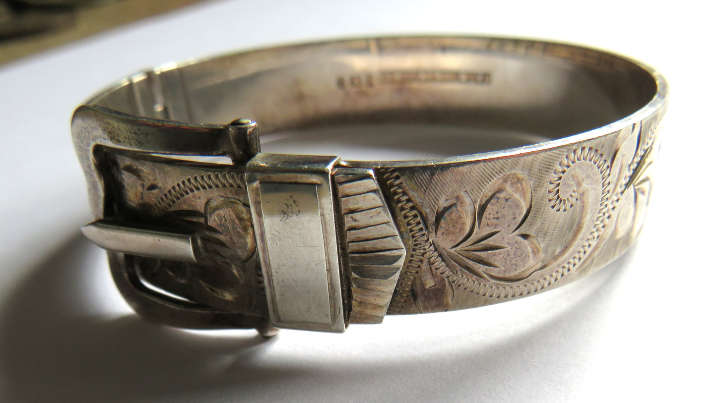 Excellent Quality Vintage Ladies Sterling Silver Buckle Bracelet Birmingham 1978