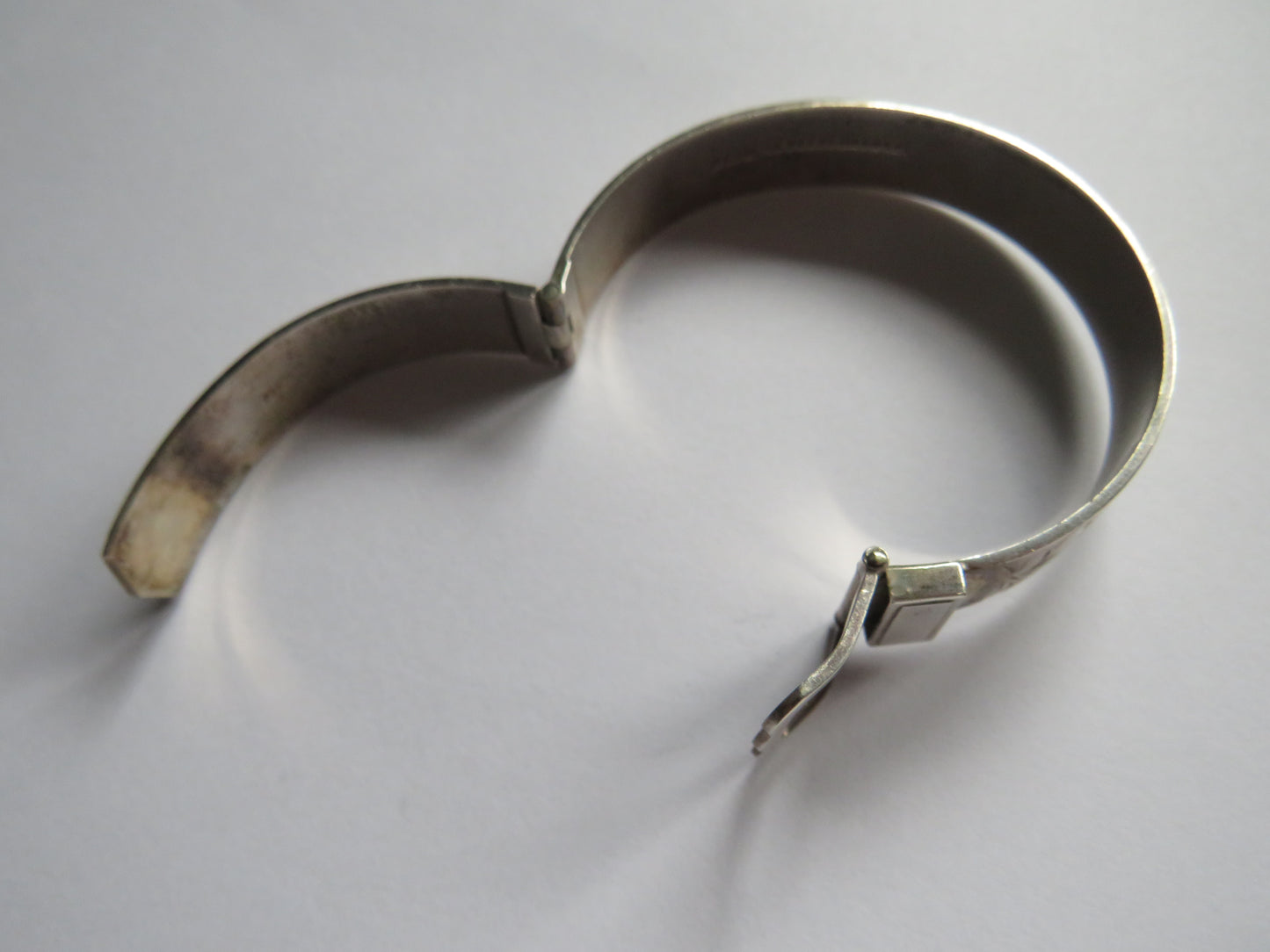Excellent Quality Vintage Ladies Sterling Silver Buckle Bracelet Birmingham 1978