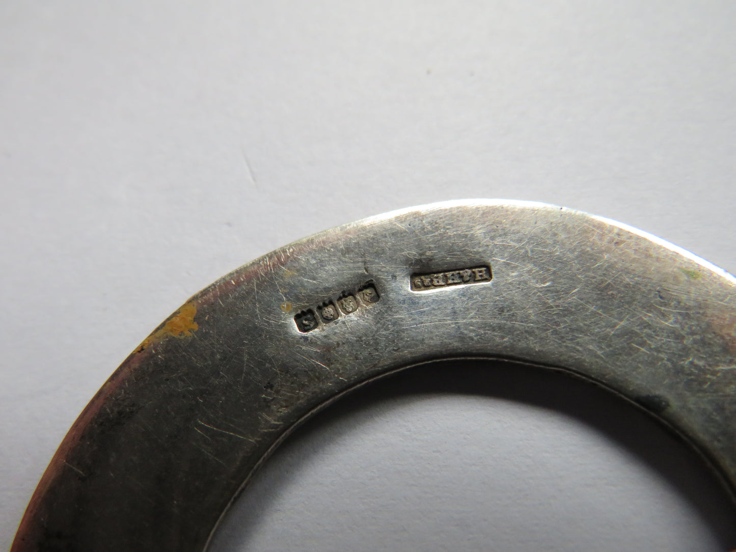 Scottish Sterling Silver Penannular Brooch Hallmarked Glasgow 1941 Henderson & Horner Bros