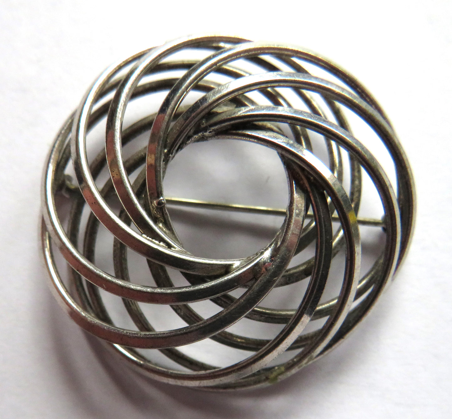 Stylish Ladies Sterling Silver Modernist Swirl Brooch