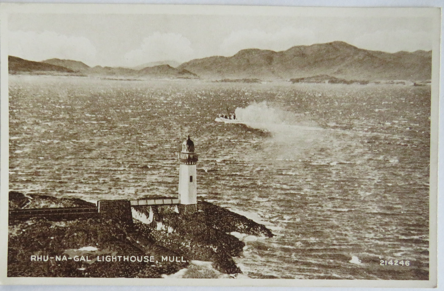 Vintage Postcard of Rhu-Na-Gal Lighthouse Mull