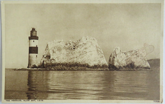 Vintage Postcard of The Needles, Auld Bay Isle of Wight