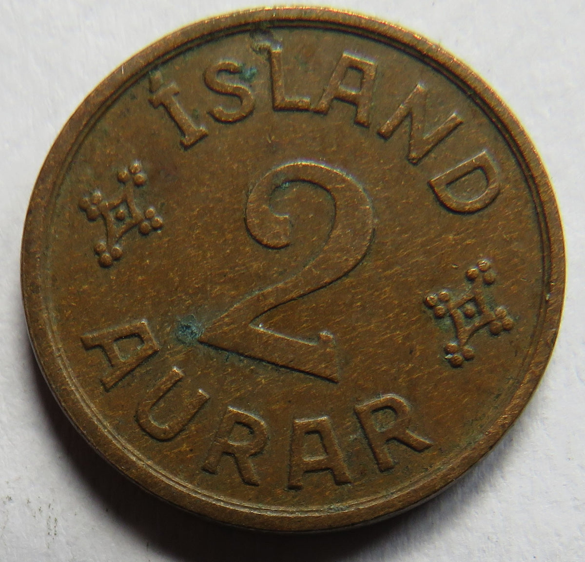 1940 Iceland 2 Aurar Coin image 3