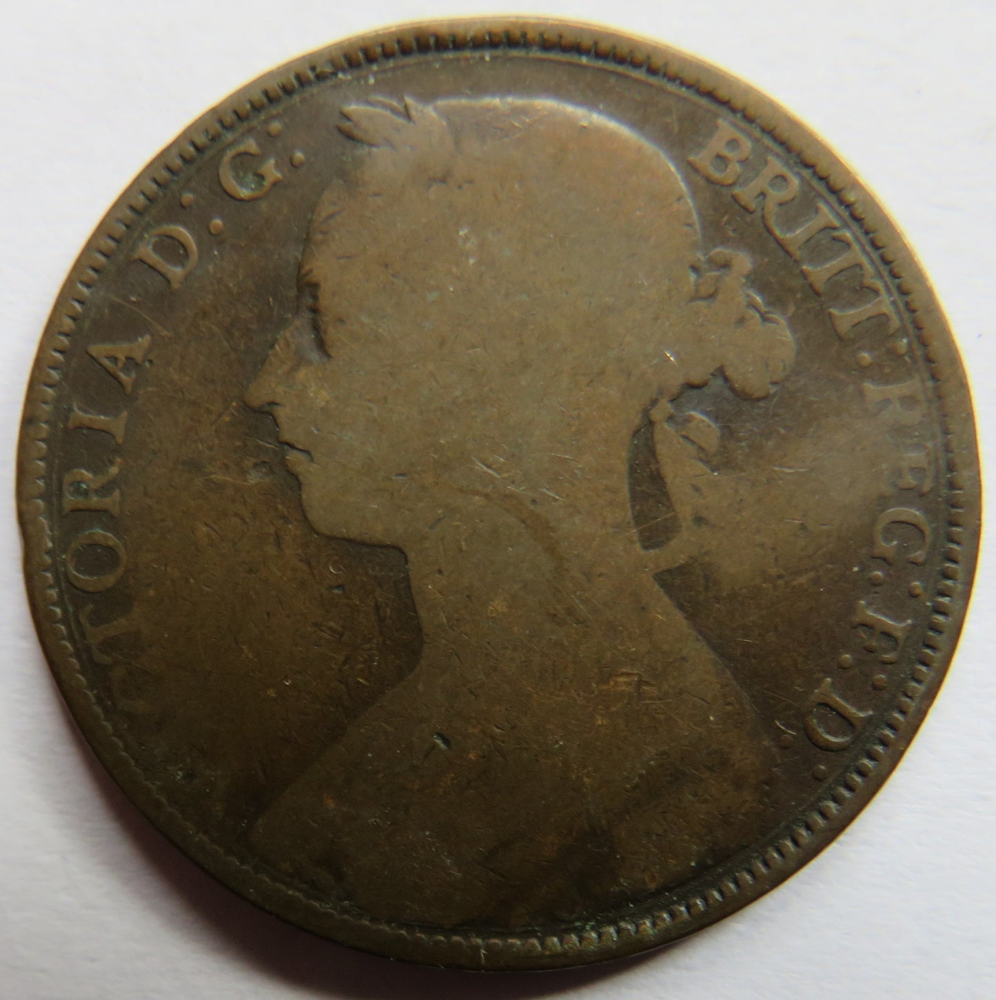 1885 Queen Victoria Bun Head One Penny Coin - Great Britain