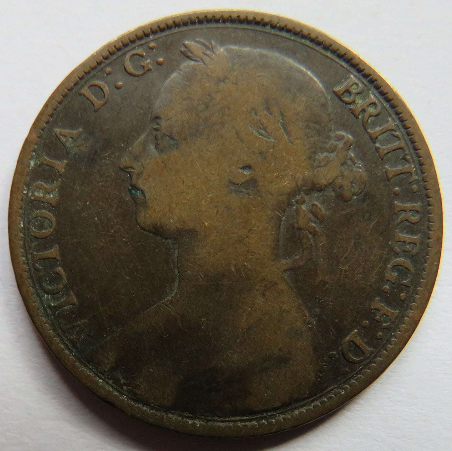 1889 Queen Victoria Bun Head One Penny Coin - Great Britain