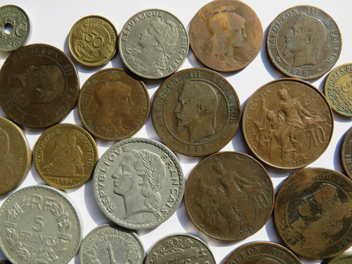 A Good Collection of Old Coins From France