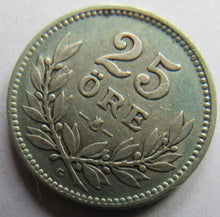 Load image into Gallery viewer, 1932 Sweden Silver 25 Ore Coin
