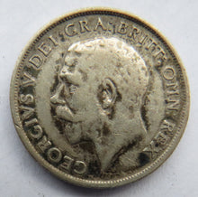 Load image into Gallery viewer, 1915 King George V Silver Shilling Coin - Great Britain
