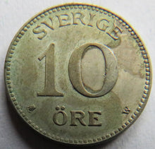 Load image into Gallery viewer, 1911 Sweden Silver 10 Ore Coin
