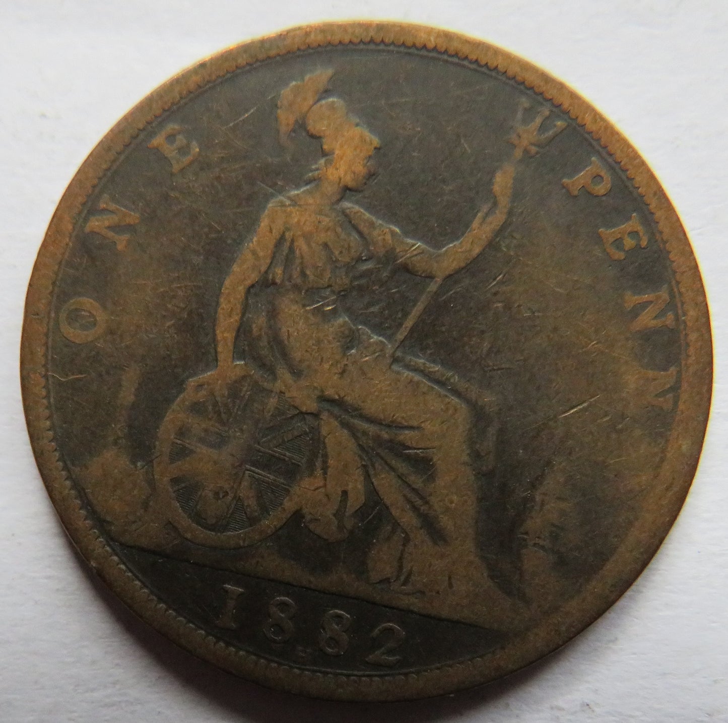 1882-H Queen Victoria Bun Head One Penny Coin - Great Britain
