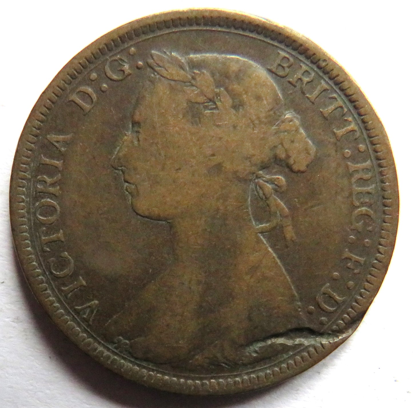 1886 Queen Victoria Bun Head Halfpenny Coin - Great Britain