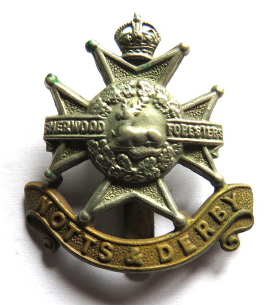 Vintage Notts & Derby Regiment Sherwood Foresters Cap Badge