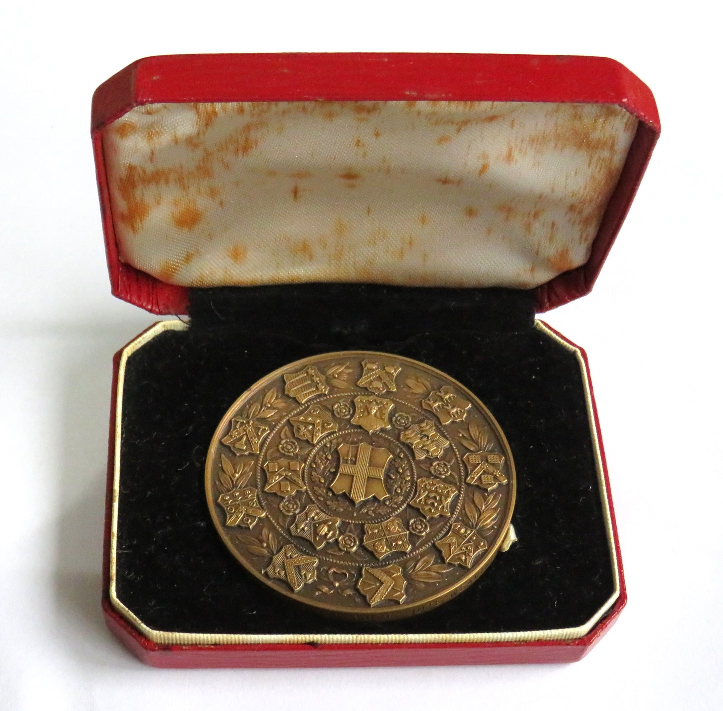 City and Guilds of London Institute Technological Examination Medal Jute Weaving 1962