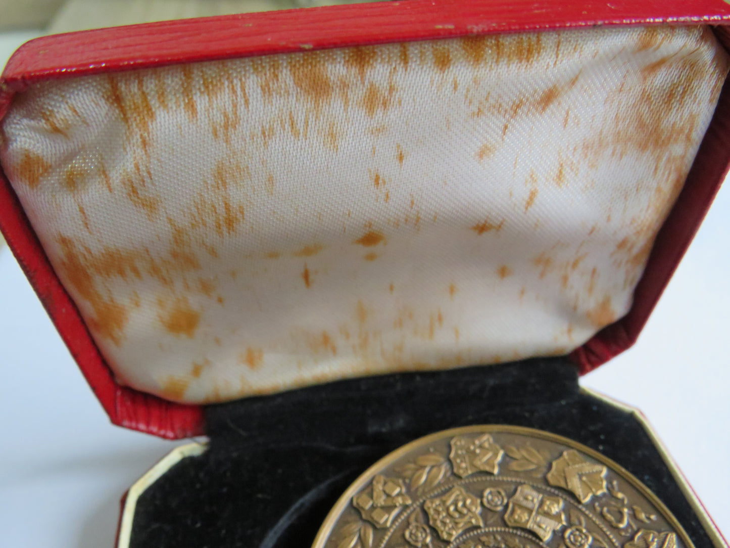 City and Guilds of London Institute Technological Examination Medal Jute Weaving 1962