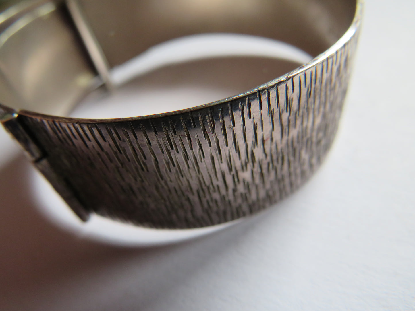 A Good Quality Vintage Ladies Sterling Silver Buckle Bracelet Birmingham 1972