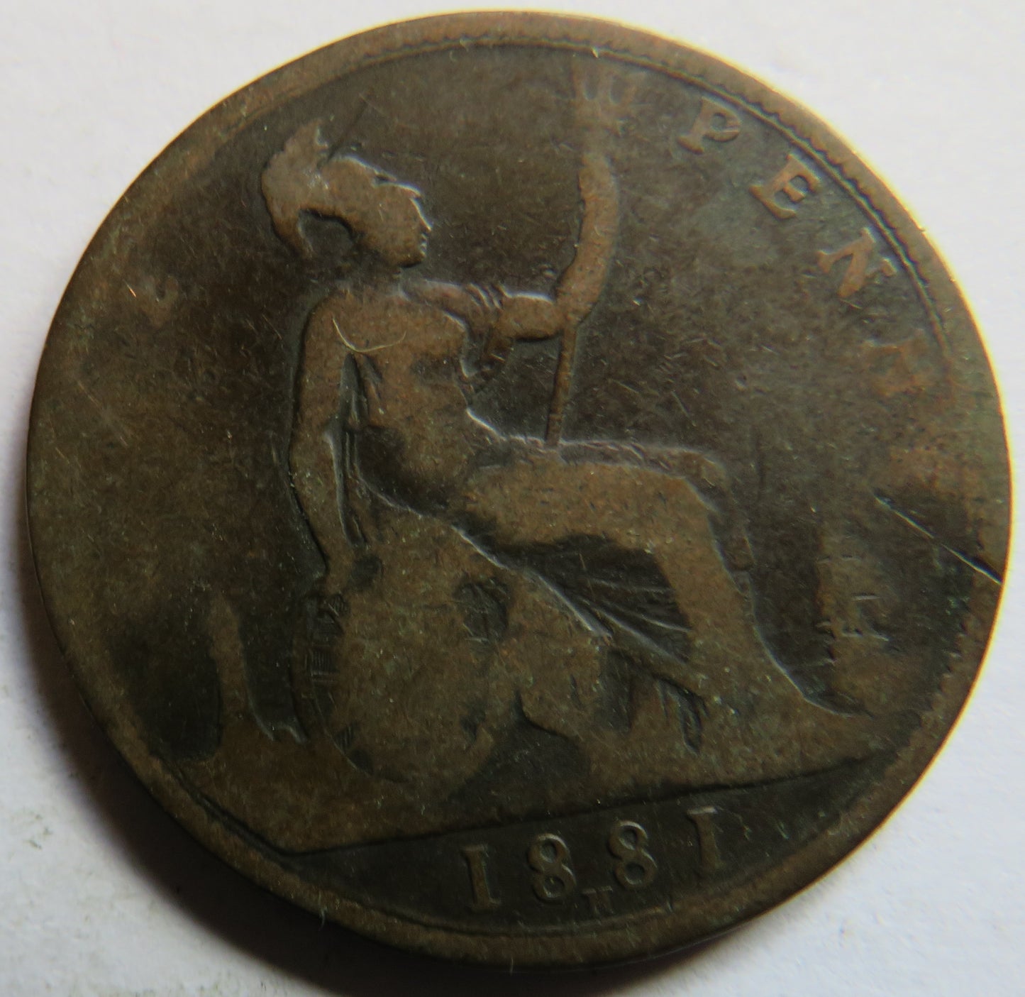 1881-H Queen Victoria Bun Head One Penny Coin - Great Britain