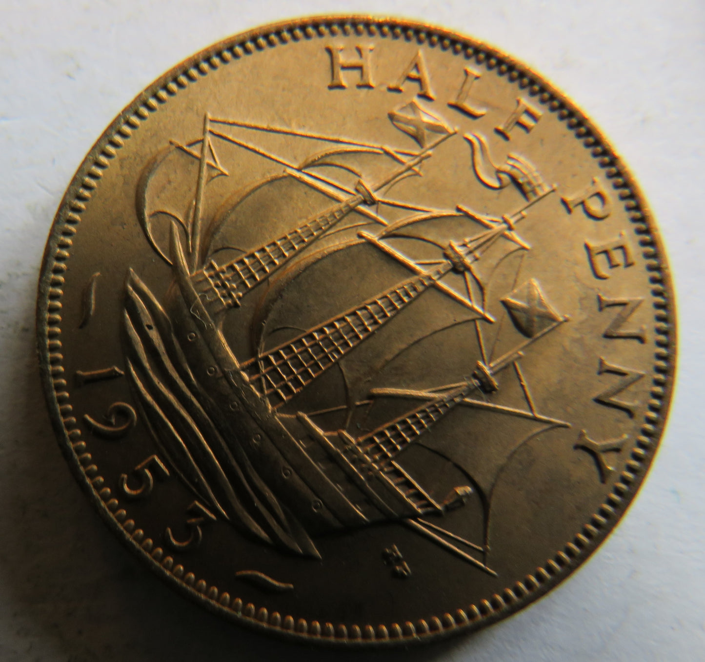 1953 Queen Elizabeth II Halfpenny Coin In High Grade - Great Britain