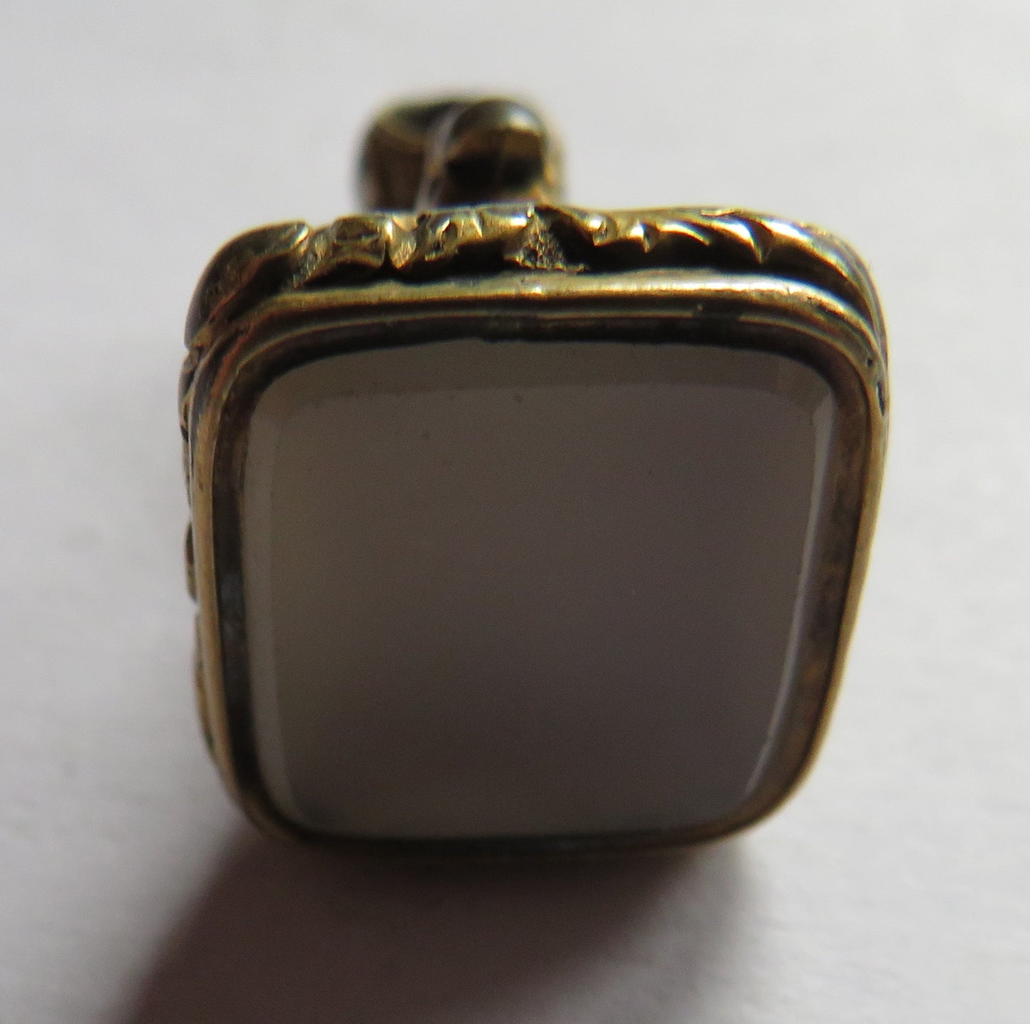 Antique Yellow Metal & Agate Fob Seal