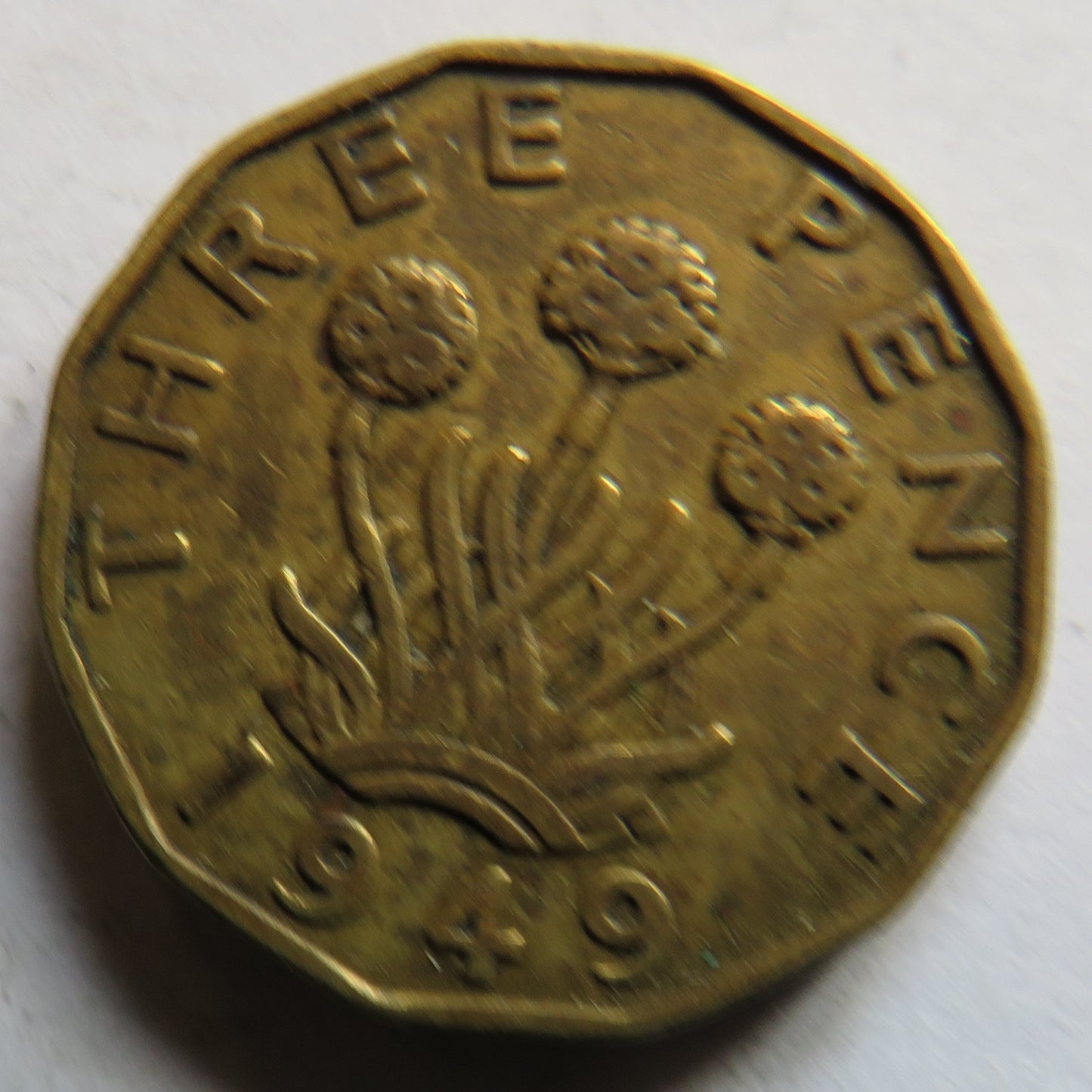 1949 King George VI Brass Threepence Coin - Scarce Date