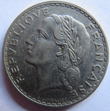 Load image into Gallery viewer, 1933 France 5 Francs Coin
