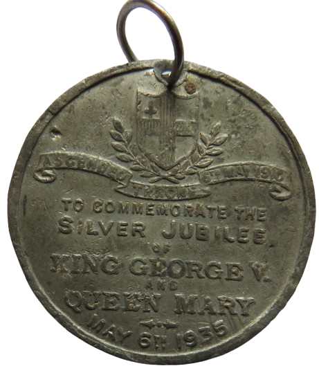 1935 King George V & Queen Mary Commemorative Medal