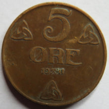 Load image into Gallery viewer, 1941 Norway 5 Ore Coin
