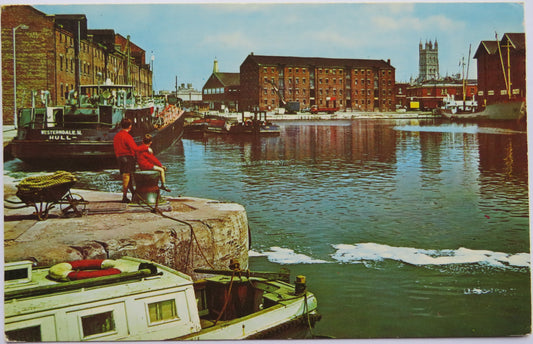 Vintage Postcard of The Docks Gloucester