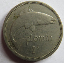 Load image into Gallery viewer, 1965 Ireland Eire Florin / 2 Shillings Coin
