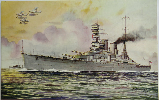 Vintage Warship Postcard of a H.M.S / HMS Renown