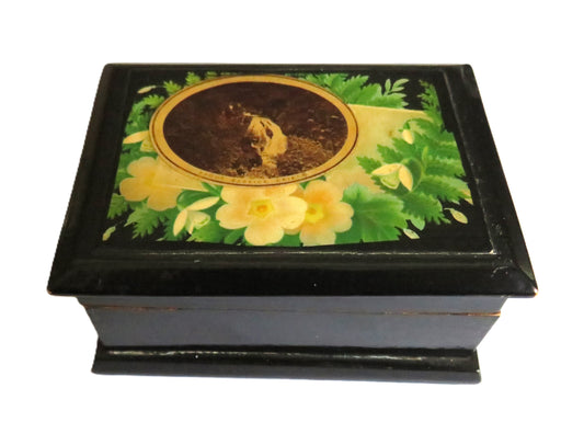 Antique Mauchline Black Lacquer Ware Box Spout Barvick Crieff