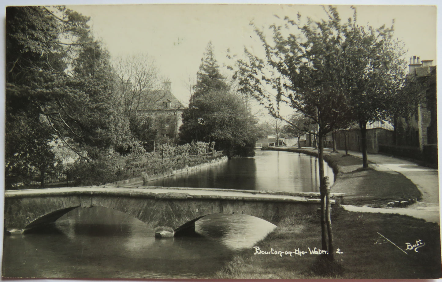 Vintage Postcard of Bourton-On-The-Water