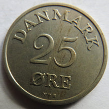 Load image into Gallery viewer, 1950 Denmark 25 Ore / Øre Coin
