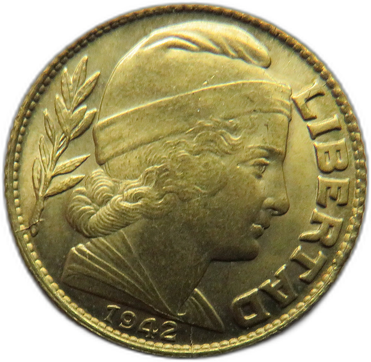 1942 Argentina 20 Centavos Coin In High Grade