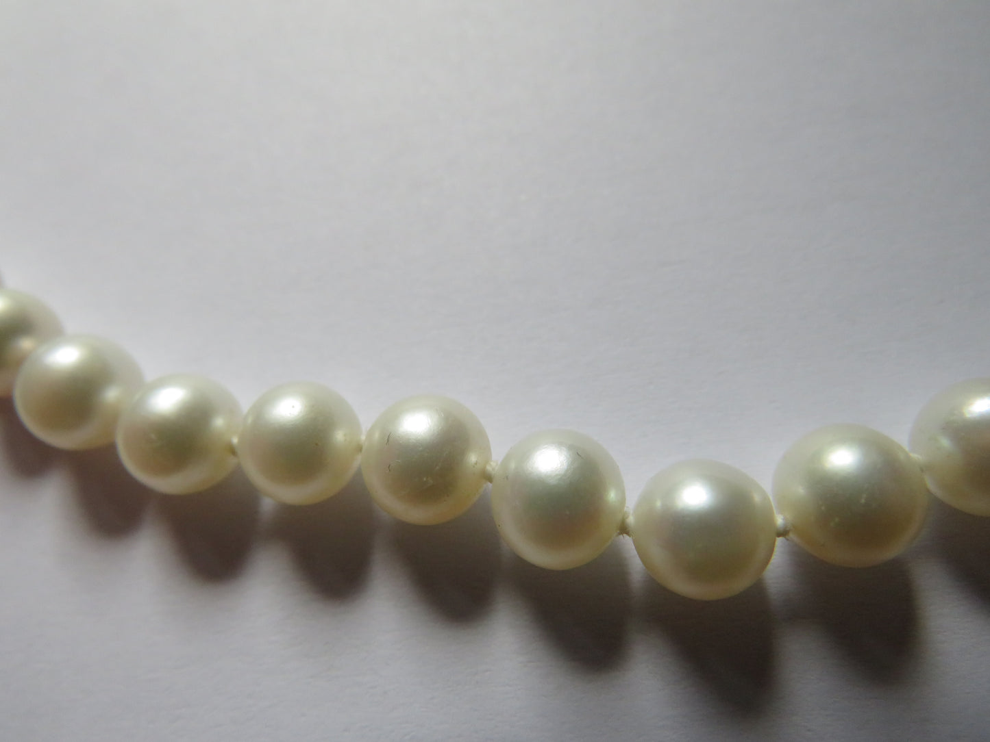 Good Quality Cultured Pearl Necklace With 9ct White Gold Clasp