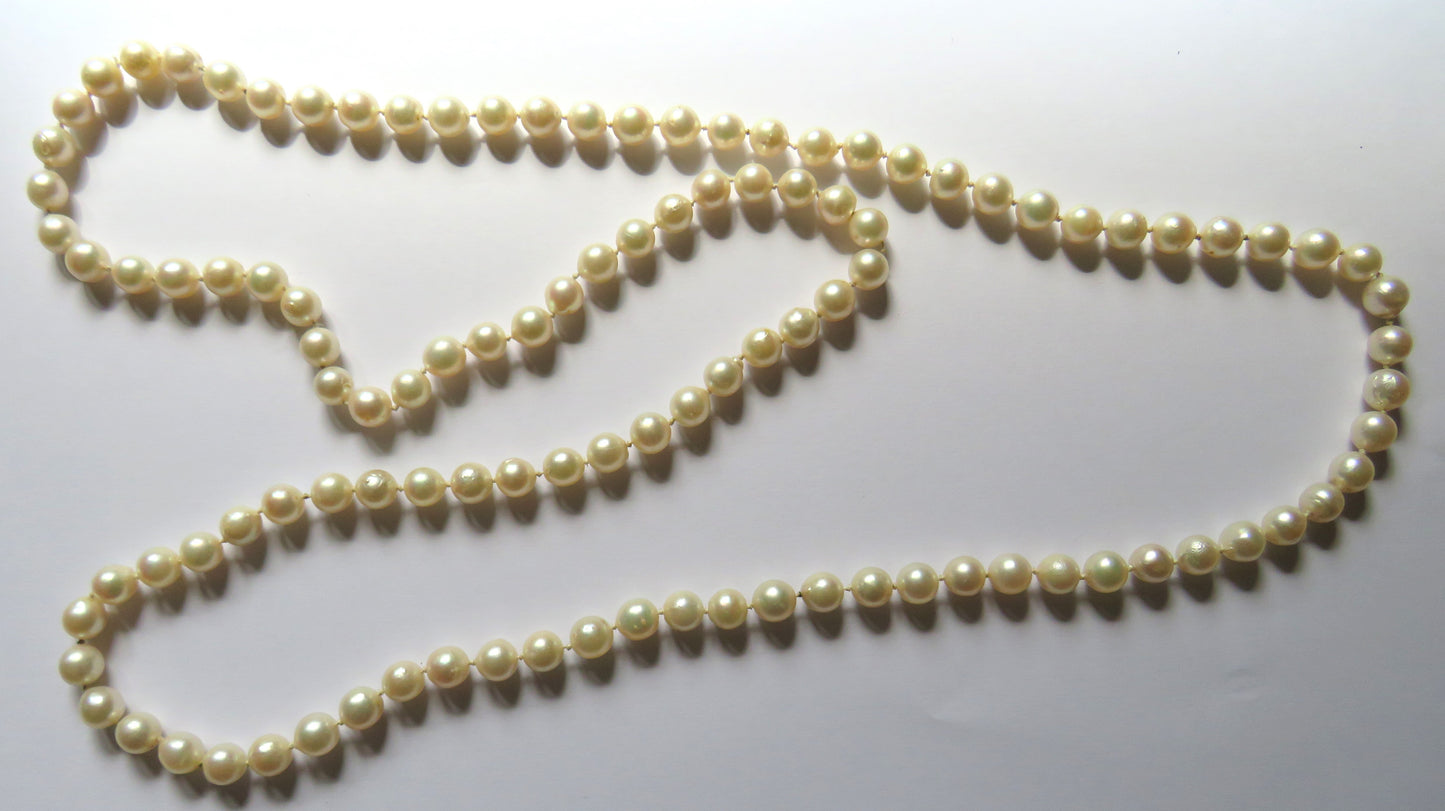 Good Quality Vintage Long Cultured Pearl Necklace