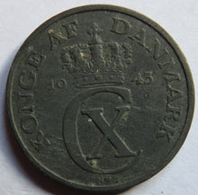 Load image into Gallery viewer, 1943 Denmark 5 Ore Coin
