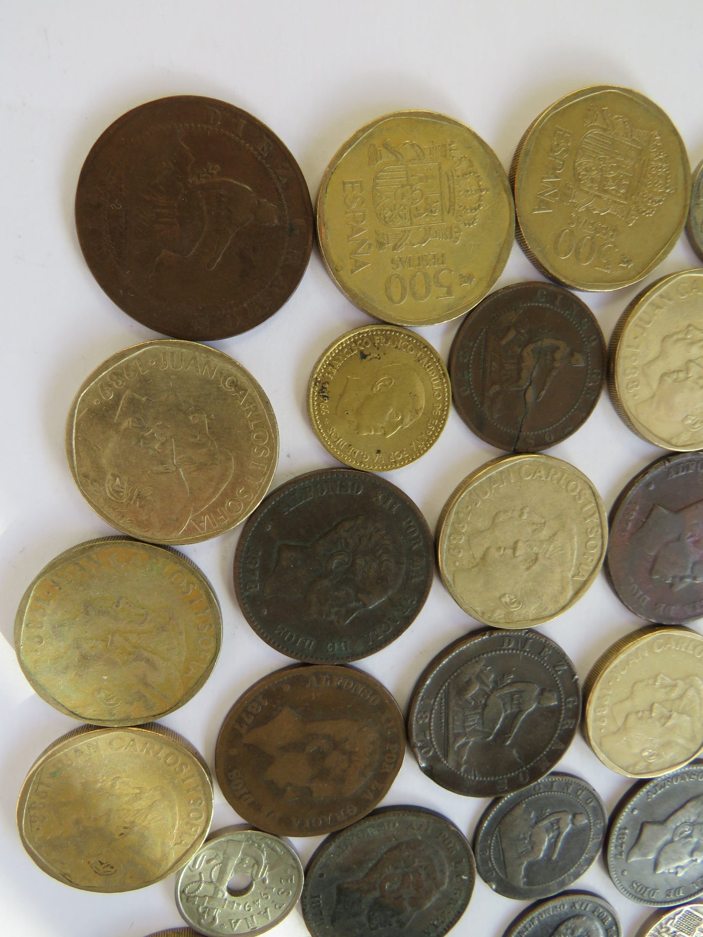 A Good Collection of Old Coins From Spain