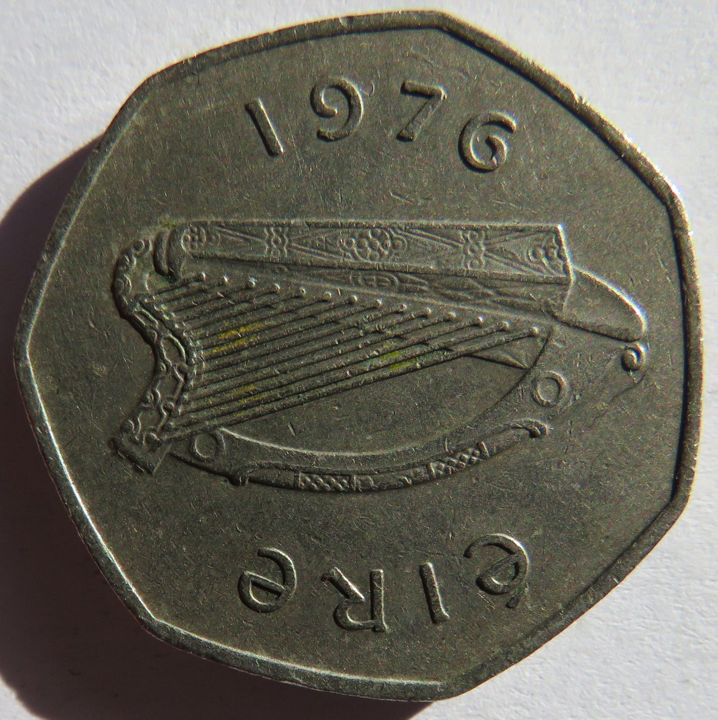 1976 Ireland Eire 50p Fifty Pence Coin