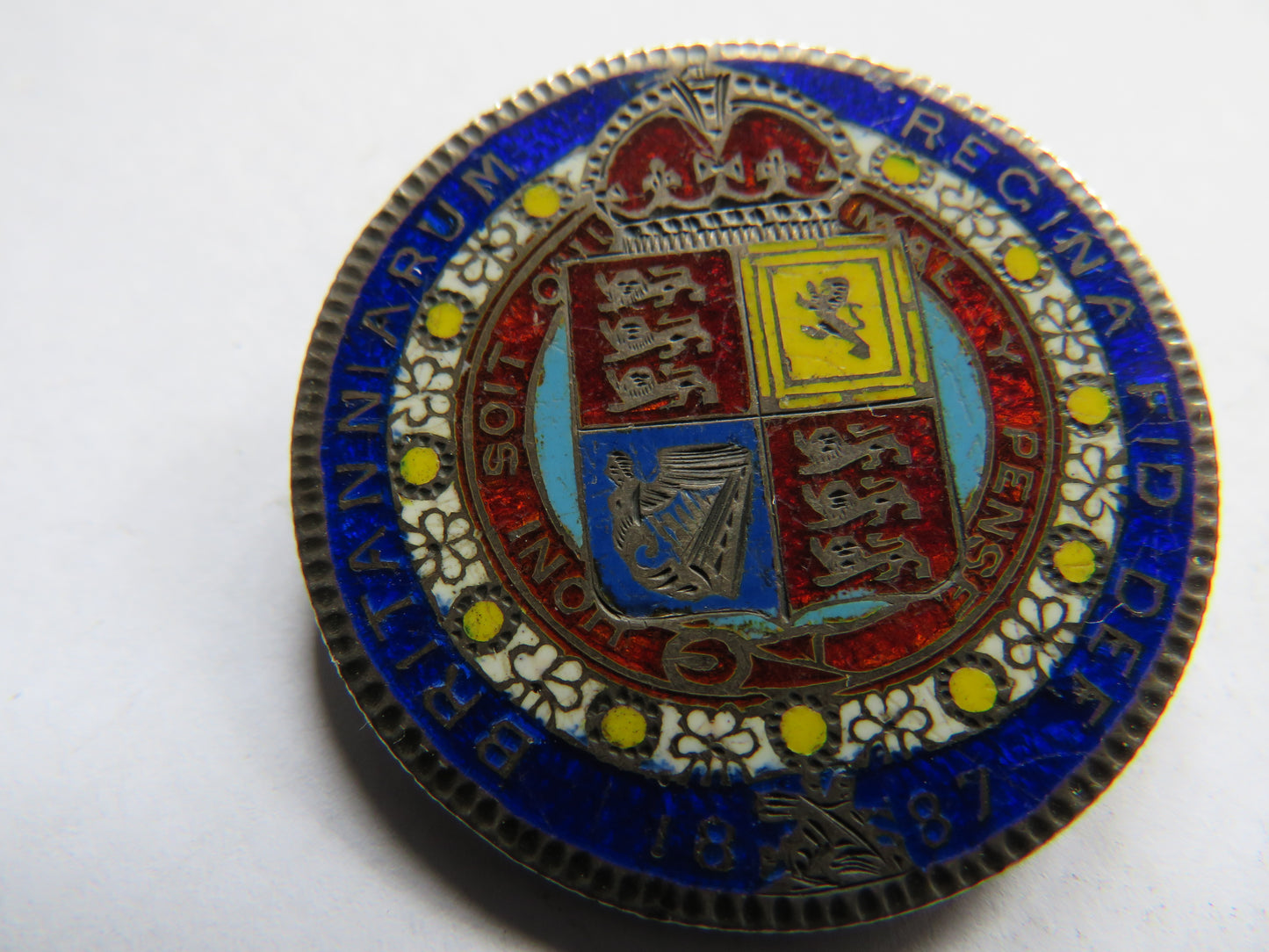 1887 Queen Victoria Jubilee Head Enamelled Silver Halfcrown Coin Brooch
