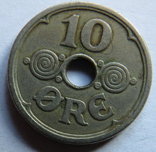 Load image into Gallery viewer, 1926 Denmark 10 Ore Coin
