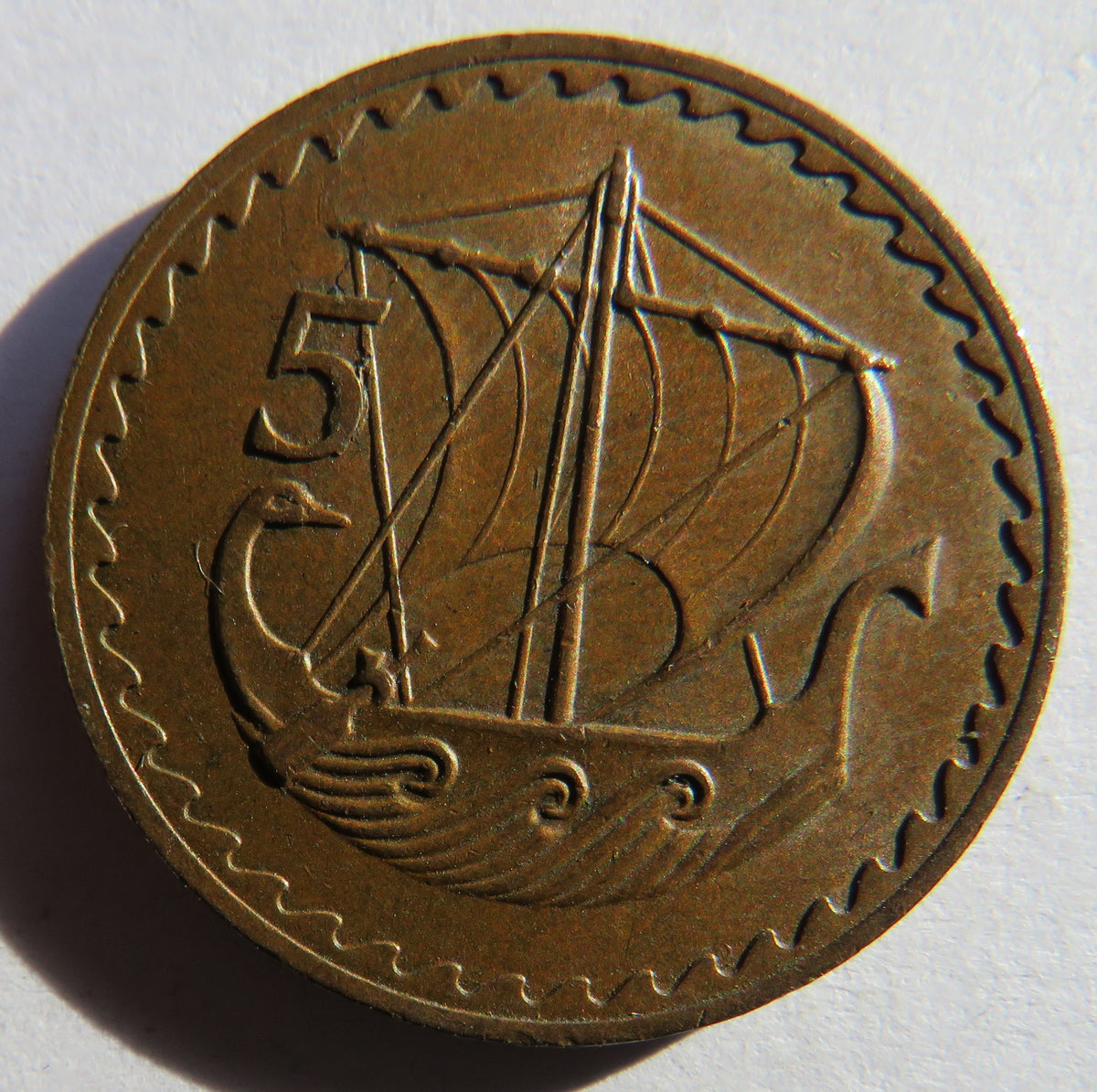 1963 Queen Elizabeth II Cyprus 5 Mils Coin image 3