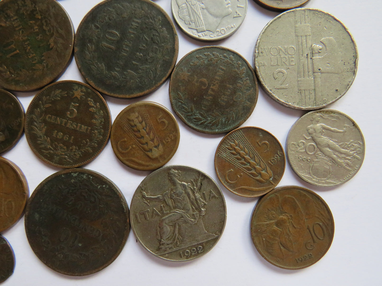 A Good Collection of Old Coins From Italy 19th - 20th Century